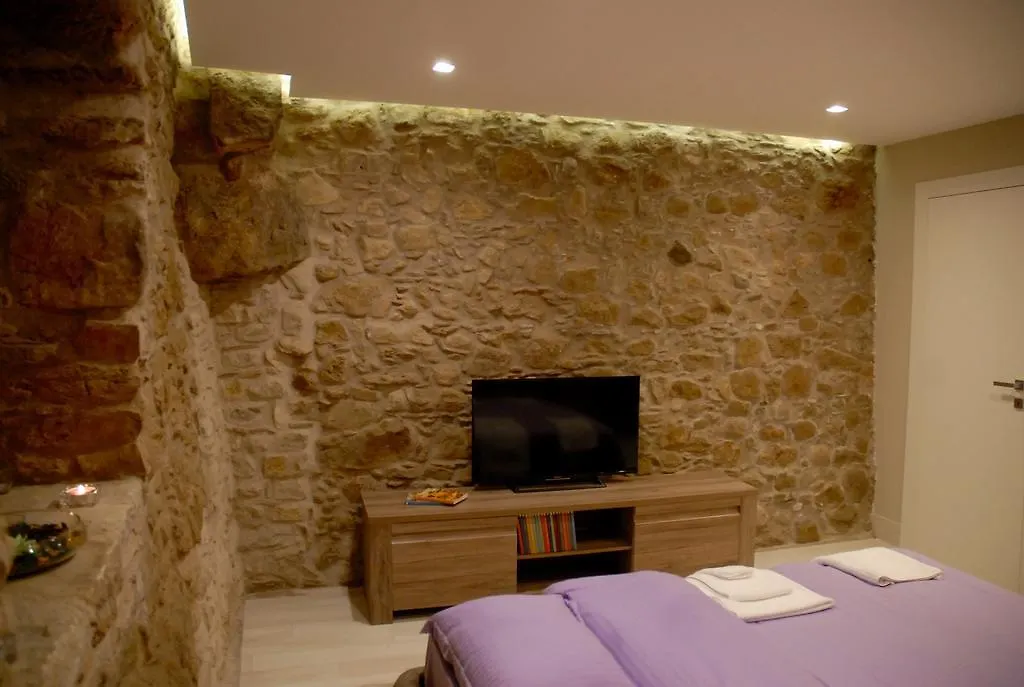 Kaaba - Aragon Home Holiday Montalbano Elicona